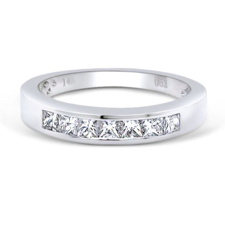 14k white gold half-band ring with seven channel-set diamonds (0.52 cts)