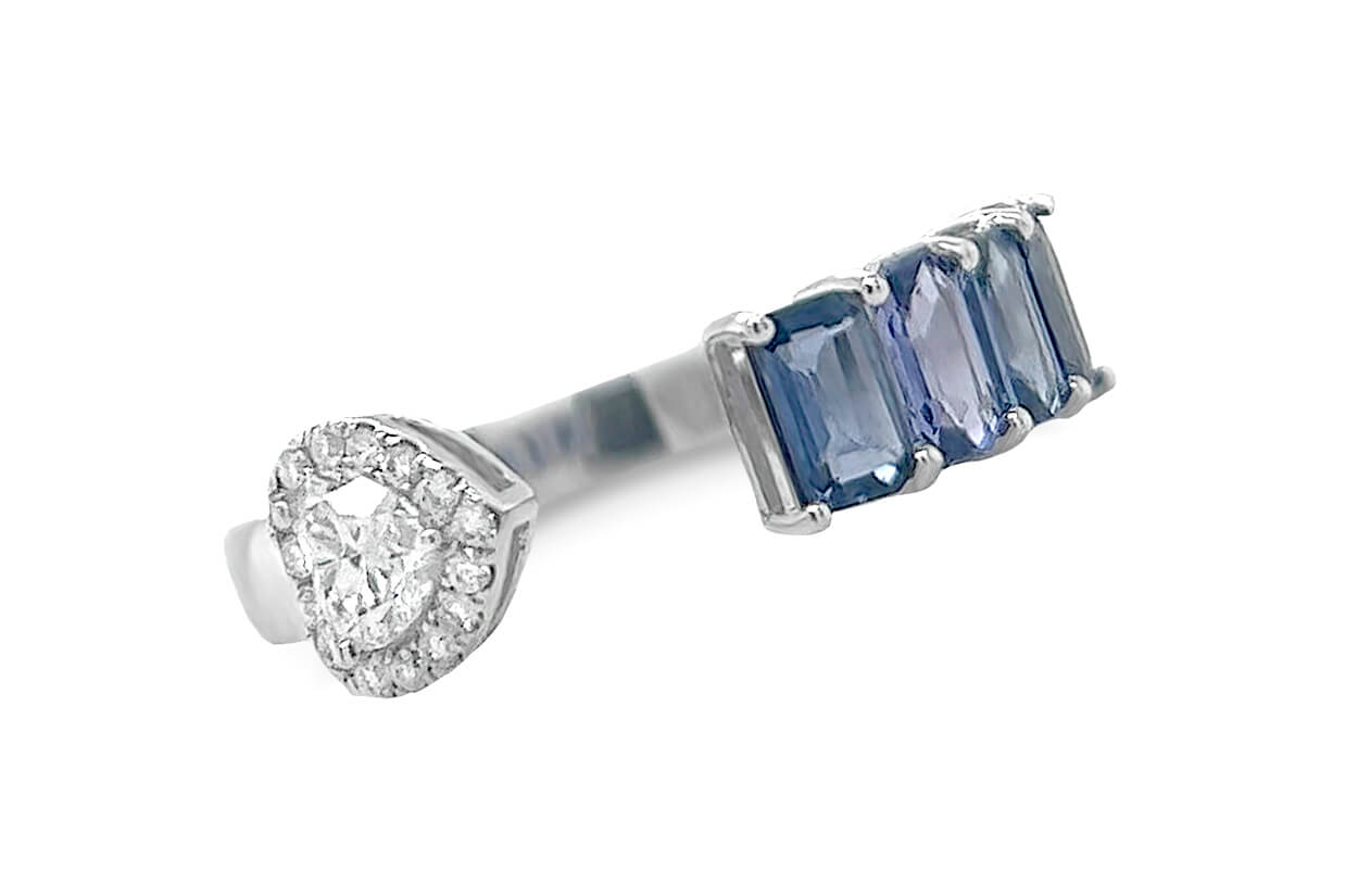 Ring 18kt Gold Blue Sapphires & Diamonds Heart Open Band