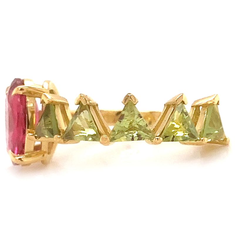 18k yellow gold ring with oval rubellite and green sapphire accents