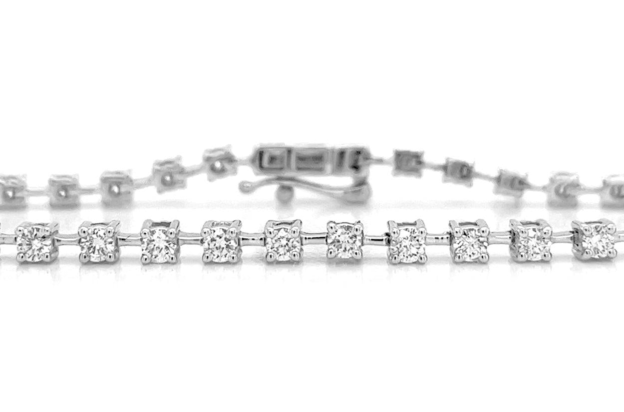 Bracelet 18kt White Gold & Four Prongs Diamonds Tennis - Diamond Tales Fine Jewelry
