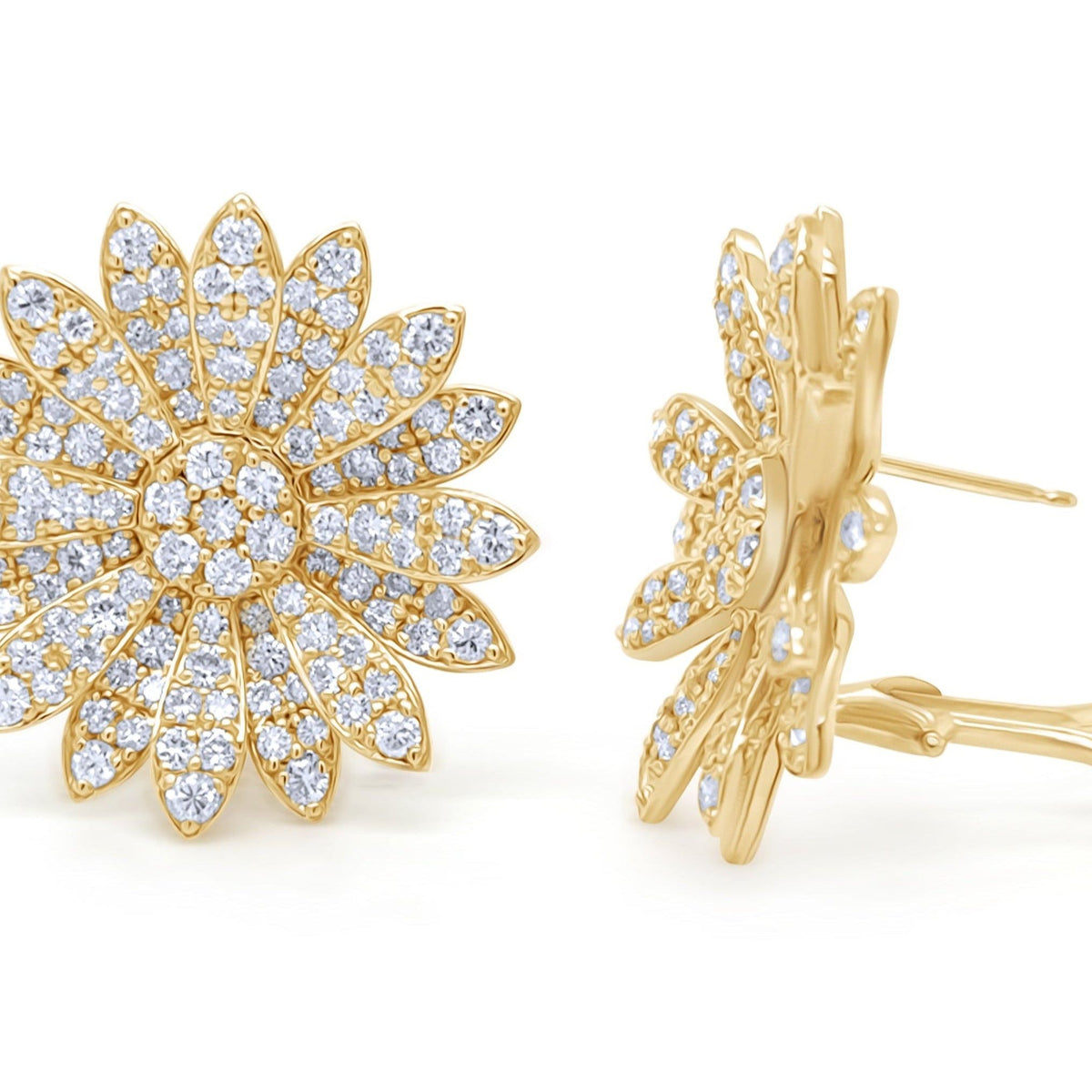 Floral round diamond stud earrings in 18k yellow gold – Diamond Tales