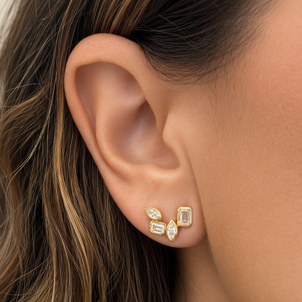 18k yellow gold earrings with mixed cut diamonds