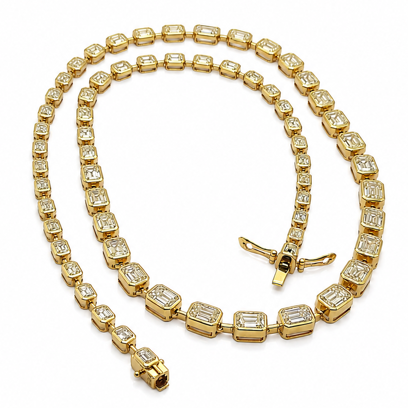 Clasp and graduation detail of the Fancy Yellow diamond tennis necklace
