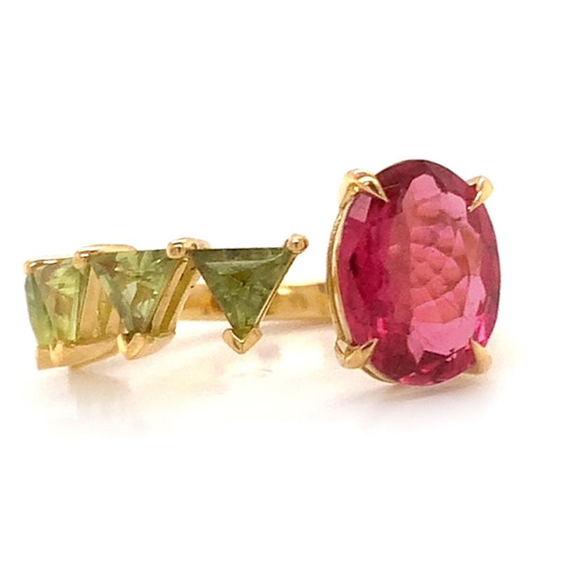 18k yellow gold ring with oval rubellite and green sapphire accents