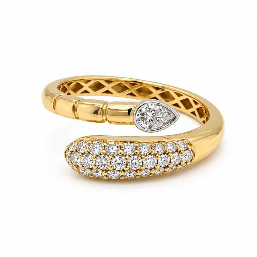 Open wrap ring in 18k yellow gold with pear-shaped diamond and 28 round brilliant diamonds