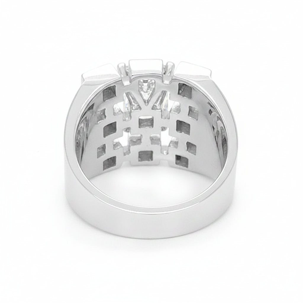 18k white gold ring with nine princess cut diamonds totaling 1.15 cts