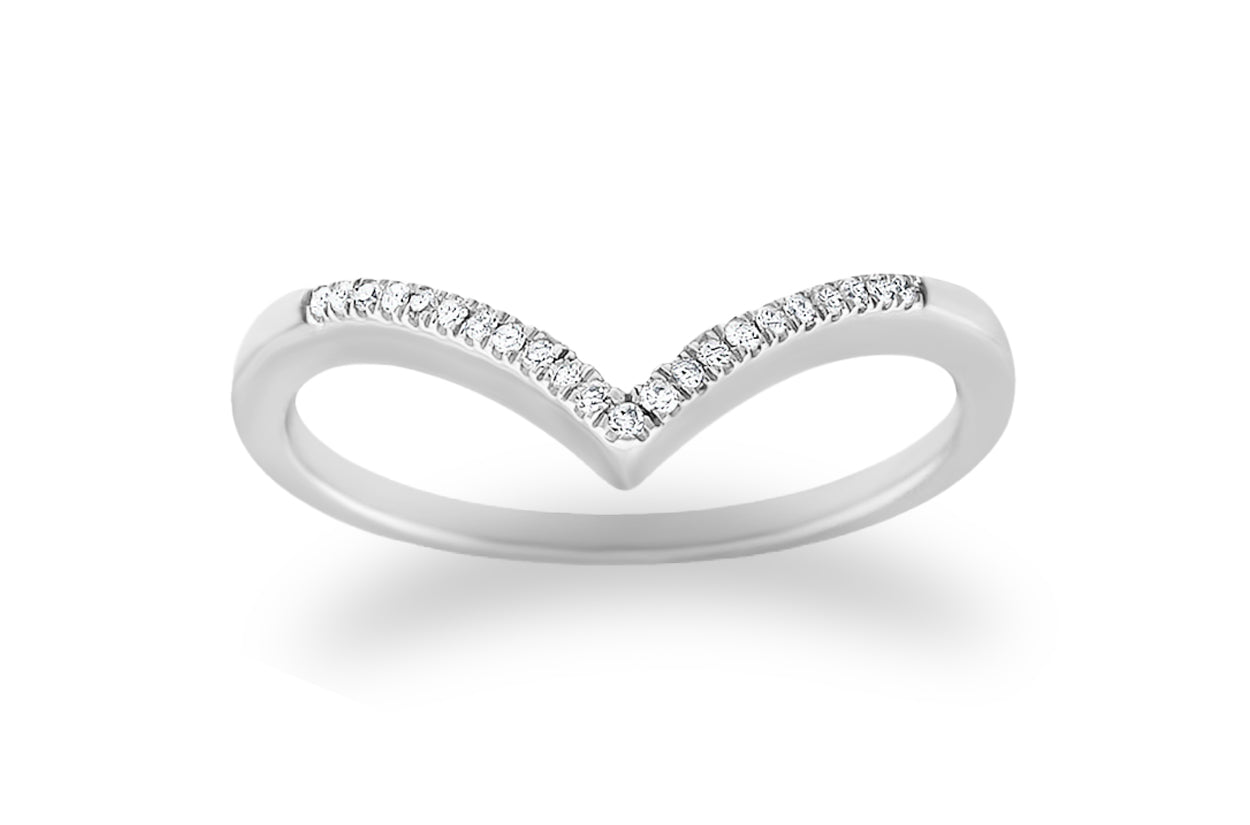 Ring 18kt White Gold Chevron Shaped Band & Diamonds - Diamond Tales Fine Jewelry