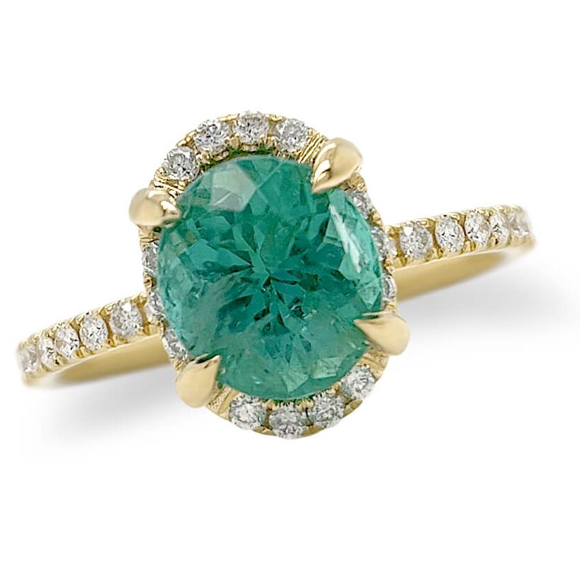 18k yellow gold ring with a round emerald center and surrounding diamonds