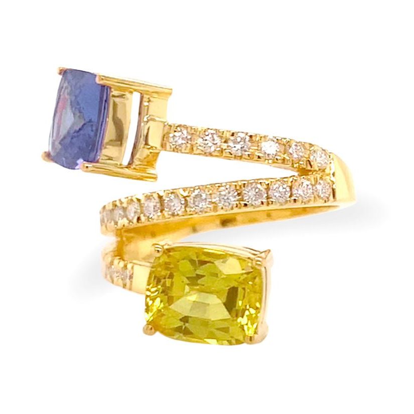 18k yellow gold Toi et Moi ring with tanzanite, sapphire, and diamond accents