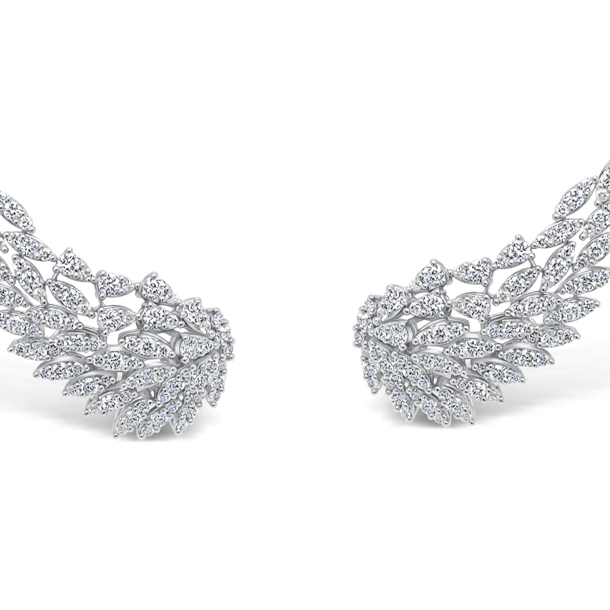 Wing-shaped diamond earrings in 18k white gold – Diamond Tales