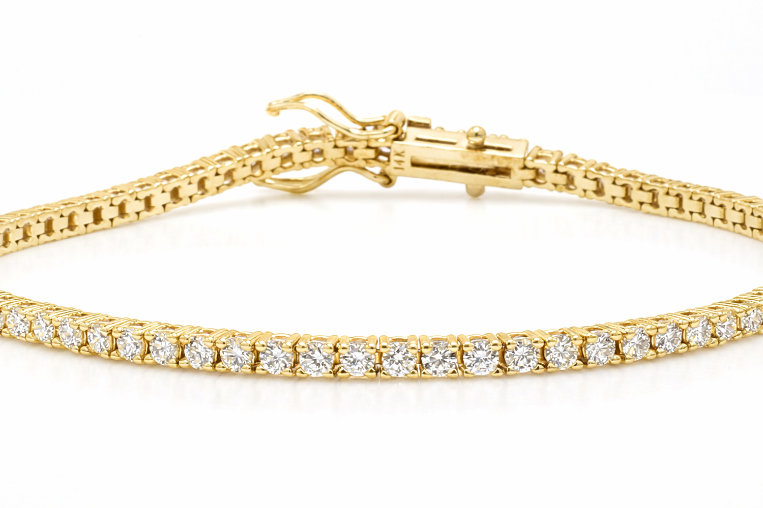 Essential jewelry pieces for building a collection