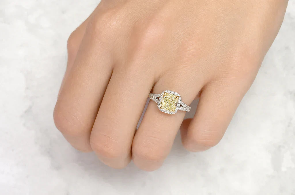 Natural vs Lab Grown Diamonds: What's Right for You?