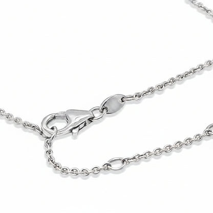 18k gold graduated diamond necklace with 1.75 ctw round brilliant diamonds by Diamond Tales