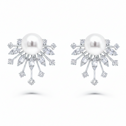 18k white gold stud earrings with 8 mm pearls and 0.84 cts of surrounding diamonds