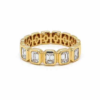 18k yellow gold ring with five emerald-cut diamonds, 1.01 ct total weight