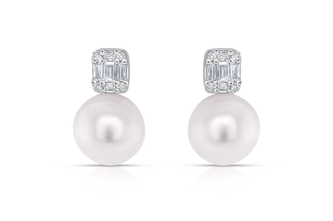 Earrings 18k Gold Pearl and Emerald Illusion Diamonds Studs