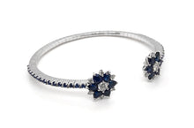 Load image into Gallery viewer, Bracelet Flowers Blue Sapphires &amp; Diamonds - Diamond Tales Fine Jewelry
