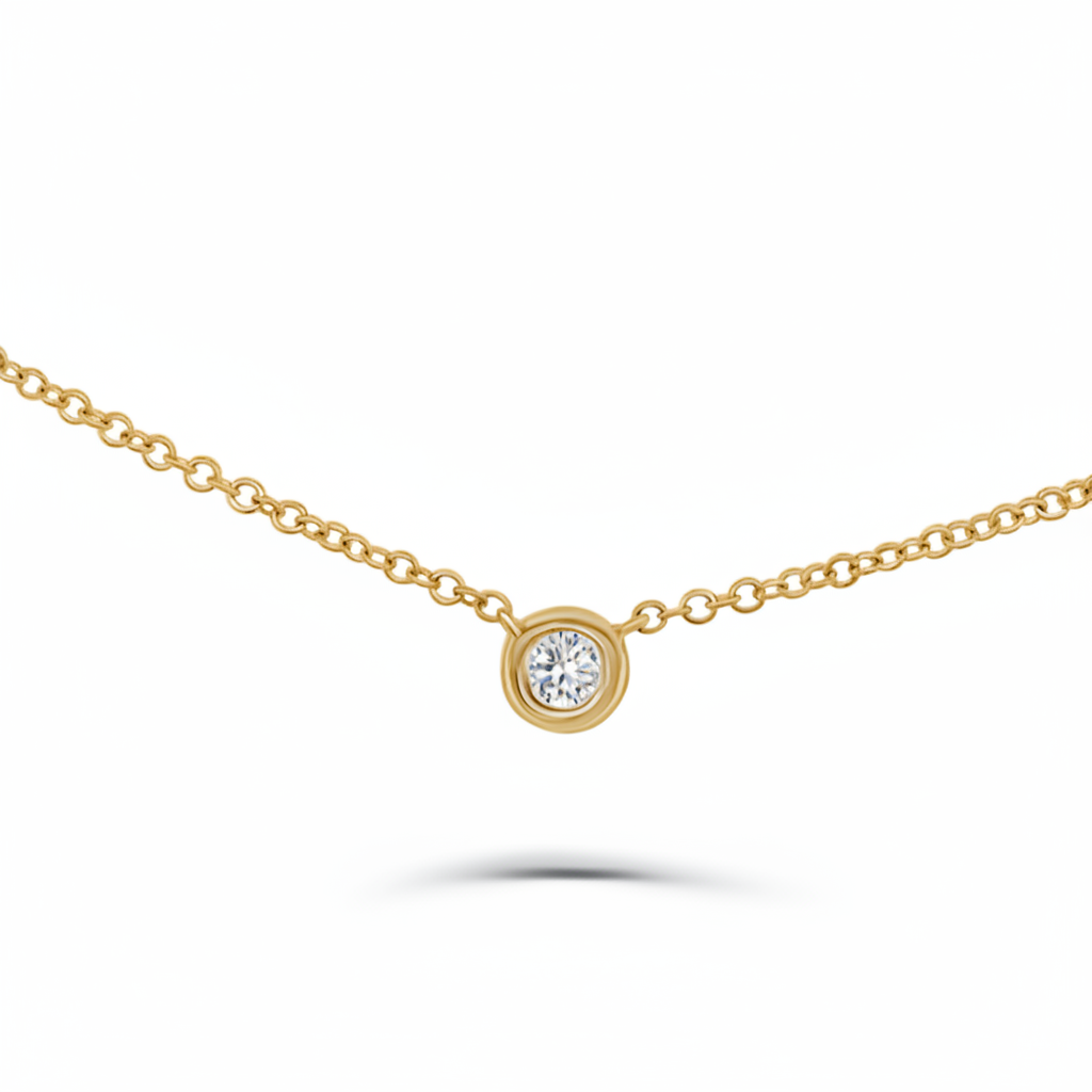 14k yellow gold central diamond necklace by Diamond Tales