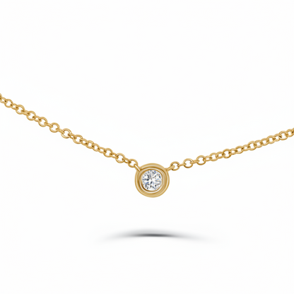 14k yellow gold central diamond necklace by Diamond Tales