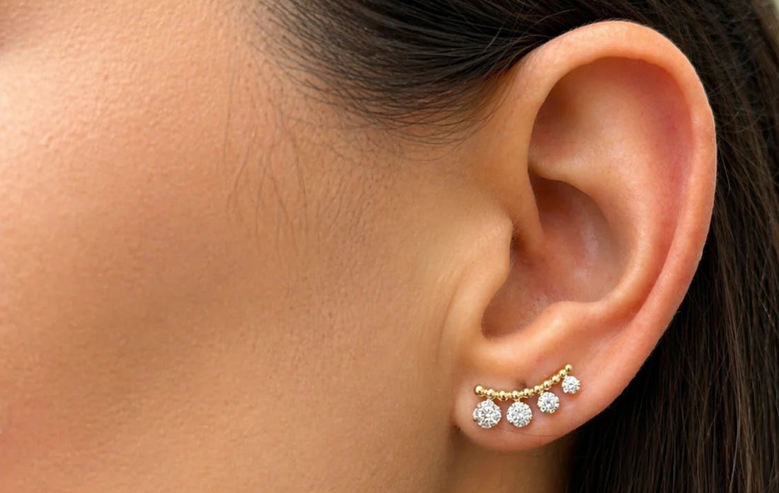 diamond circle ear crawler earrings in 18k gold with round brilliant diamonds