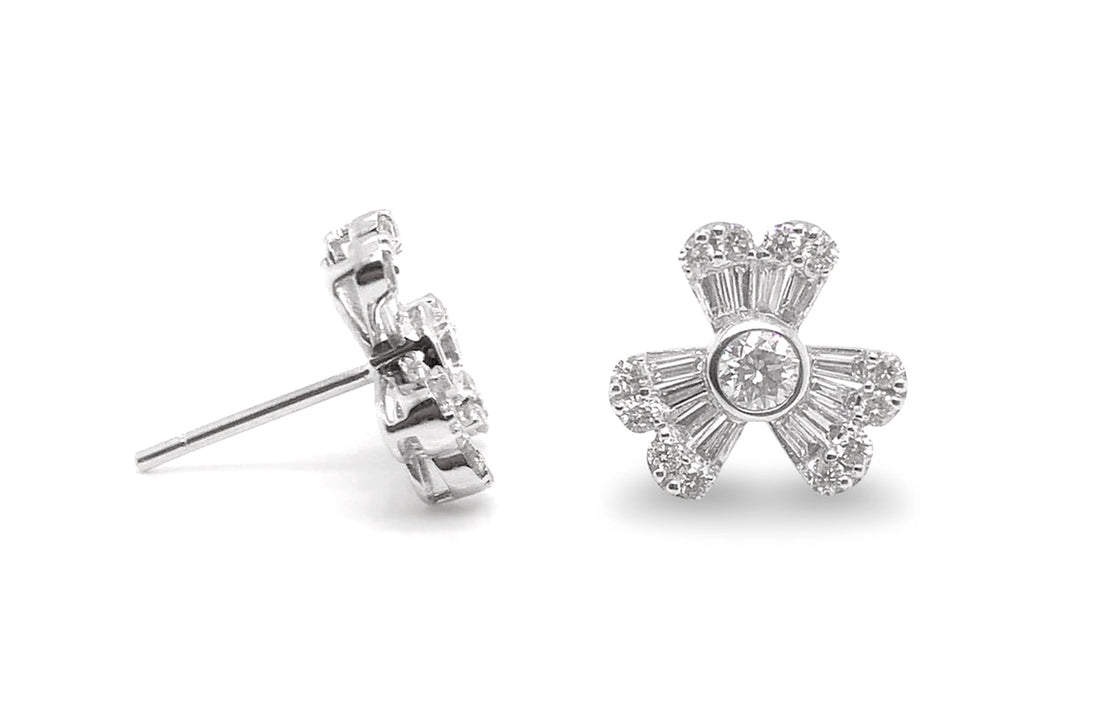 Earrings 18kt Gold Diamonds Flower Stud - Diamond Tales Fine Jewelry 1