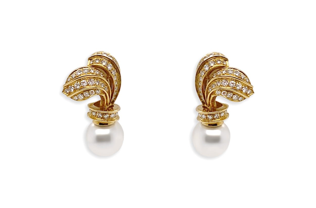 Earrings Classic 18kt Gold South Sea Pearls &amp; Diamonds - Diamond Tales Fine Jewelry