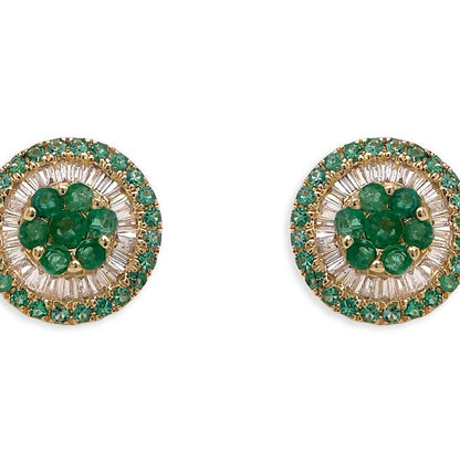 18k yellow gold cluster stud earrings with central round emeralds and a baguette-and-round diamond border