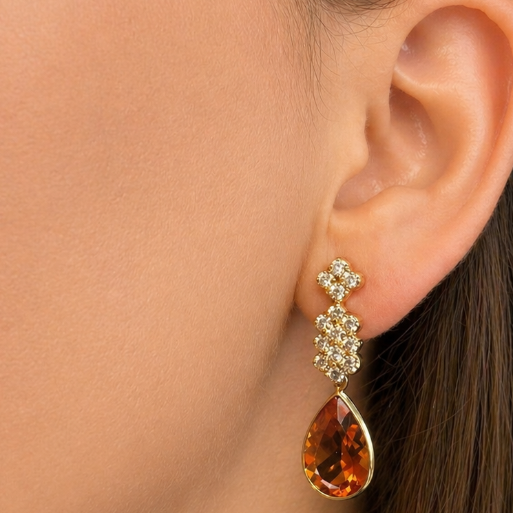 18k gold glamorous vintage diamond stud earrings by Diamond Tales