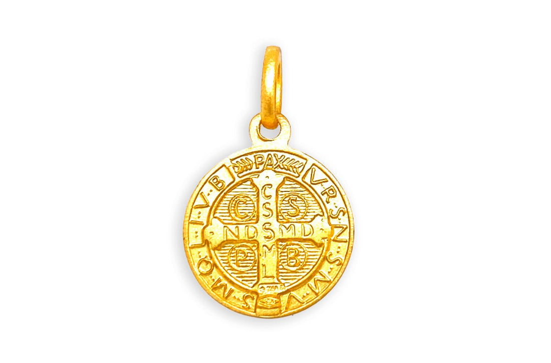 Medal 18kt Solid Gold Saint Benedict Pendant - Diamond Tales Fine Jewelry