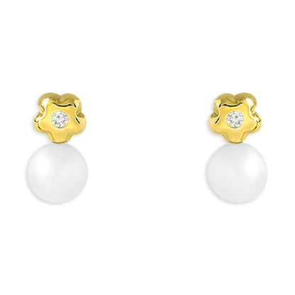 18k gold mini flower stud earrings with pearls and center diamonds by Diamond Tales