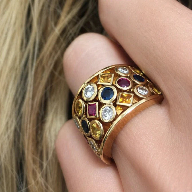 18k yellow gold ring with multicolor sapphires and round diamonds
