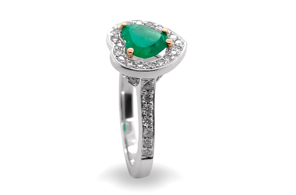 Ring 18kt Gold Emerald Heart &amp; Diamonds - Diamond Tales Fine Jewelry