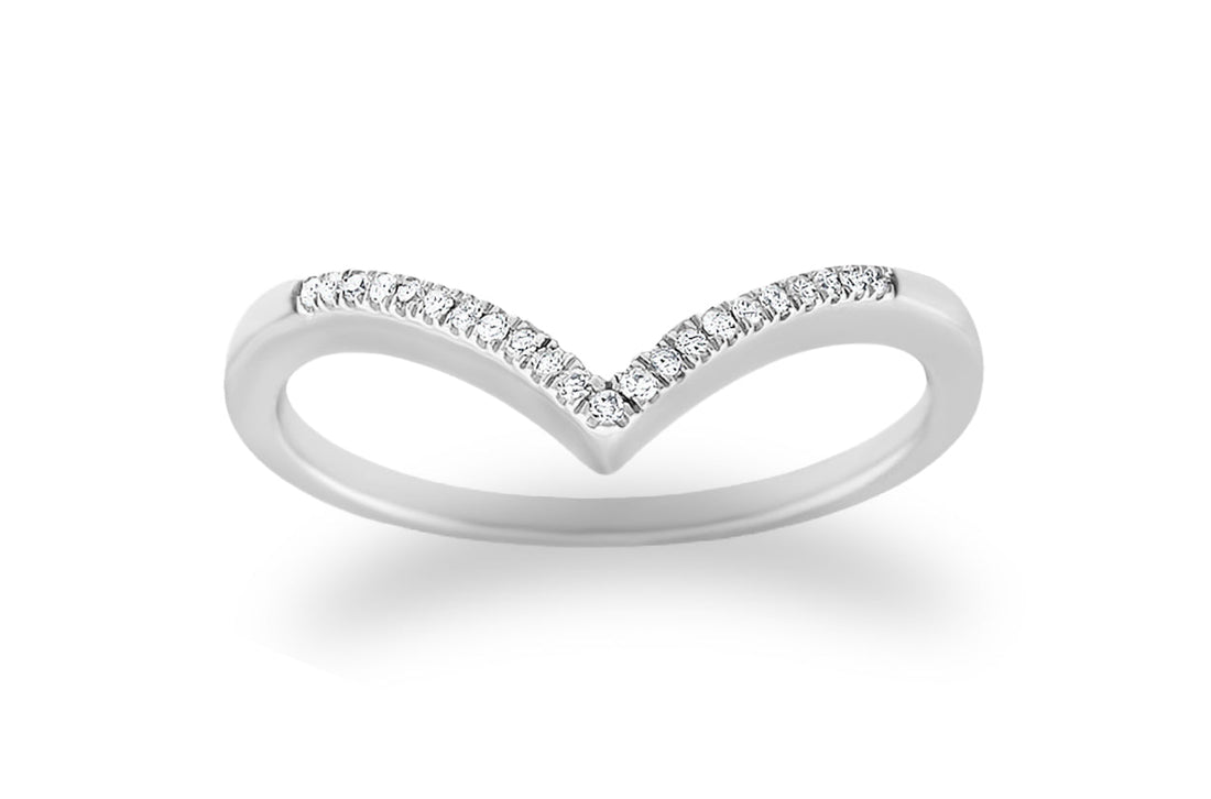 Ring 18kt White Gold Chevron Shaped Band &amp; Diamonds - Diamond Tales Fine Jewelry