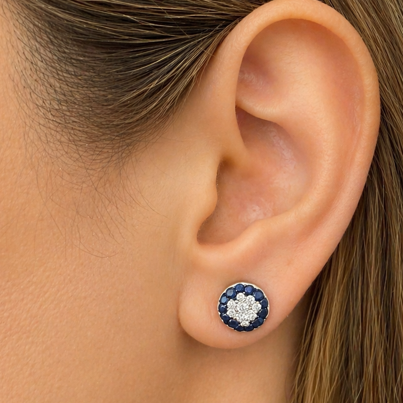 18k gold sapphire and diamond round stud earrings by Diamond Tales