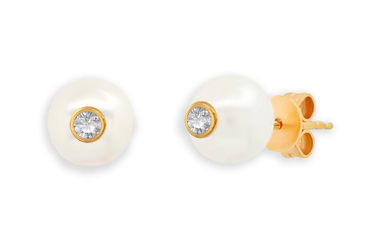 18k gold stud earrings featuring South Sea pearls with diamond accents